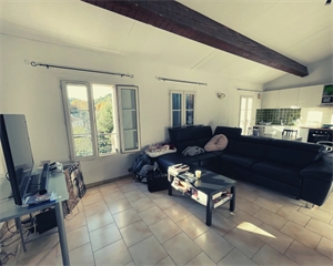 appartement à la vente -   13650  MEYRARGUES, surface 67,8 m2 vente appartement - APR747759